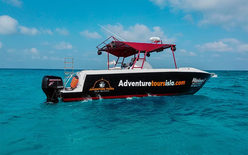 Private Aqua Taxi transfer boat in Isla Mujeres